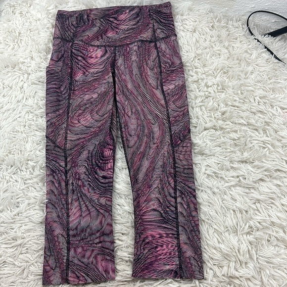 Lululemon Fast and Free High-Rise Crop 19" Dimensional Sonic Pink Multi - Picture 1 of 6